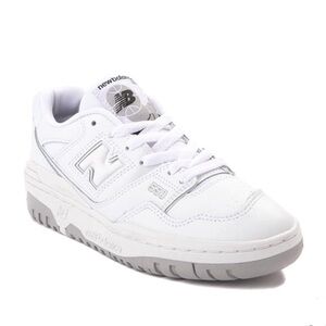 BRAND NEW SIZE 13 in kids NEW BALANCE SHOES